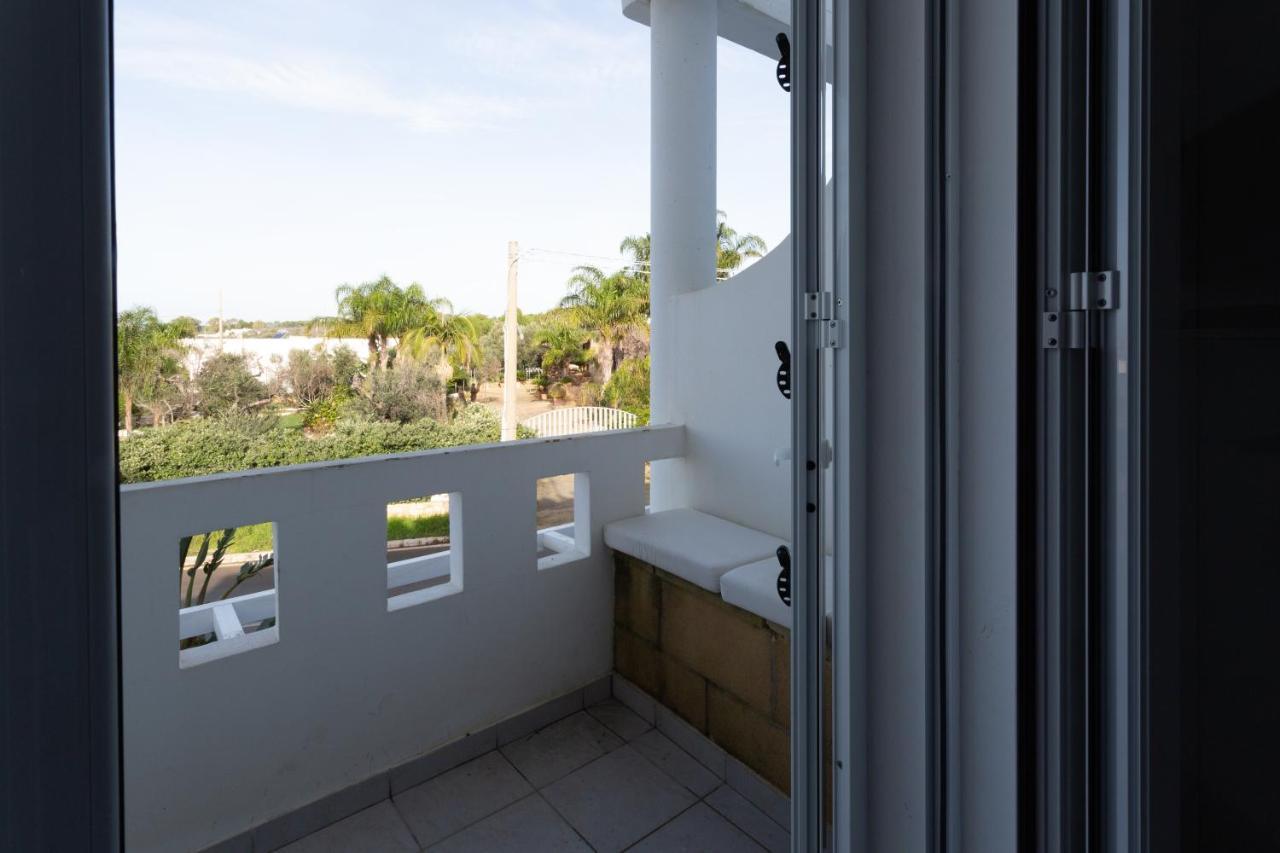 Ferienwohnung Bilocale Climatizzato Con Vista Panoramica Ugento Exterior foto